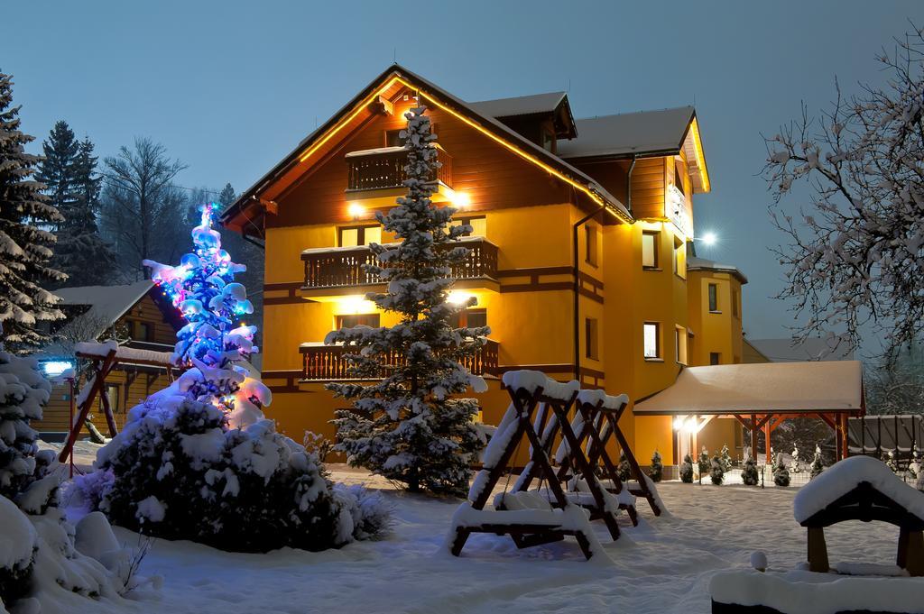 Willa Maria I Natasza Wisla Bagian luar foto